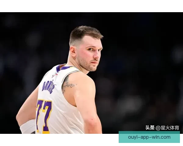 湖人豪取十三战十二胜跻身联盟前五东契奇三十六分表现引争议