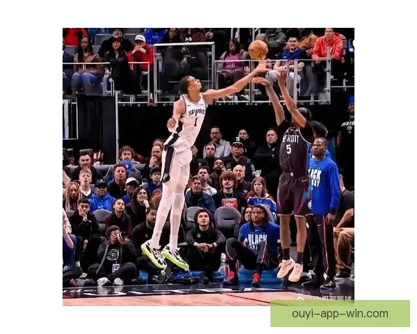 马刺队宣布文班亚马因背靠背第二场轮休缺席对阵快船比赛