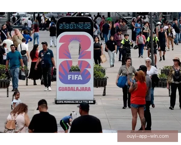 美加墨世界杯：三国联合举办的盛大足球盛宴将如何改变全球赛事格局